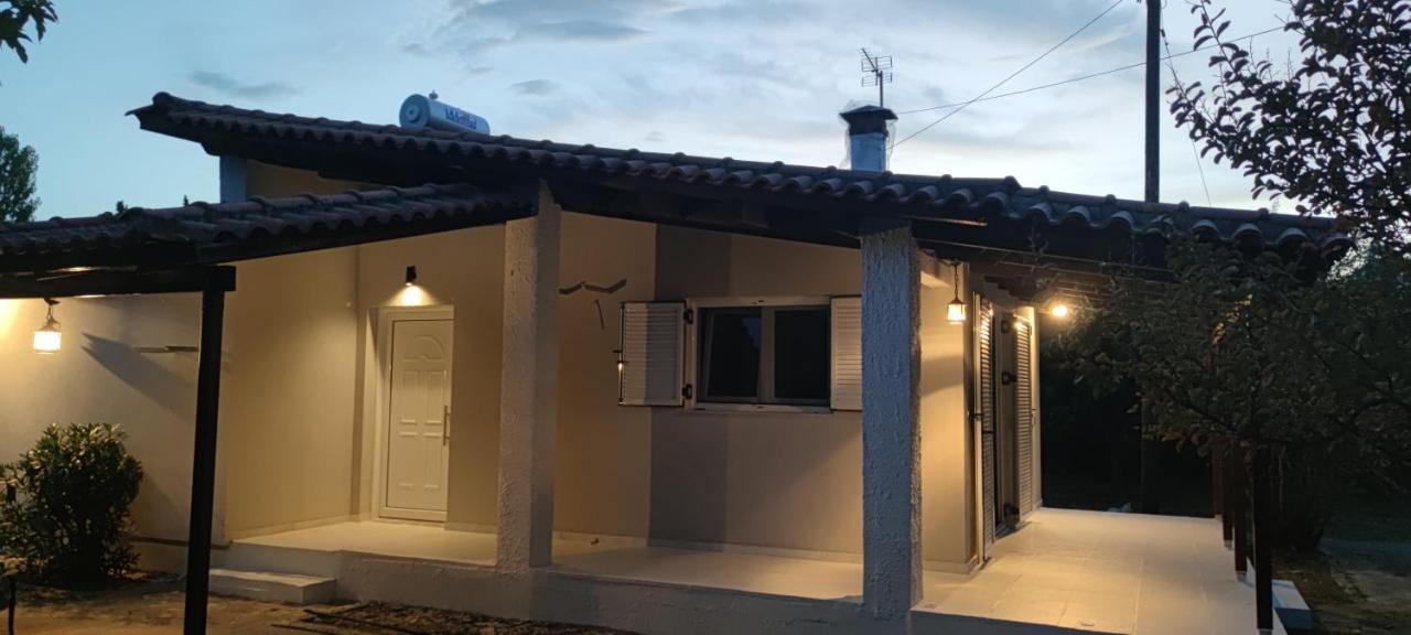 Sea Breeze Villa Kato Achaia Exterior foto